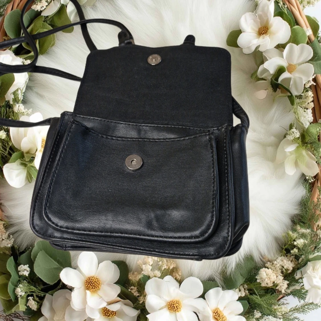 Svart axelväska - 1