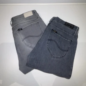 2 par lee jeans - Säljer 2 par feta lee jeans. Modellen på bilden är 172 och sitter perfekt på moddelen🎉🎉