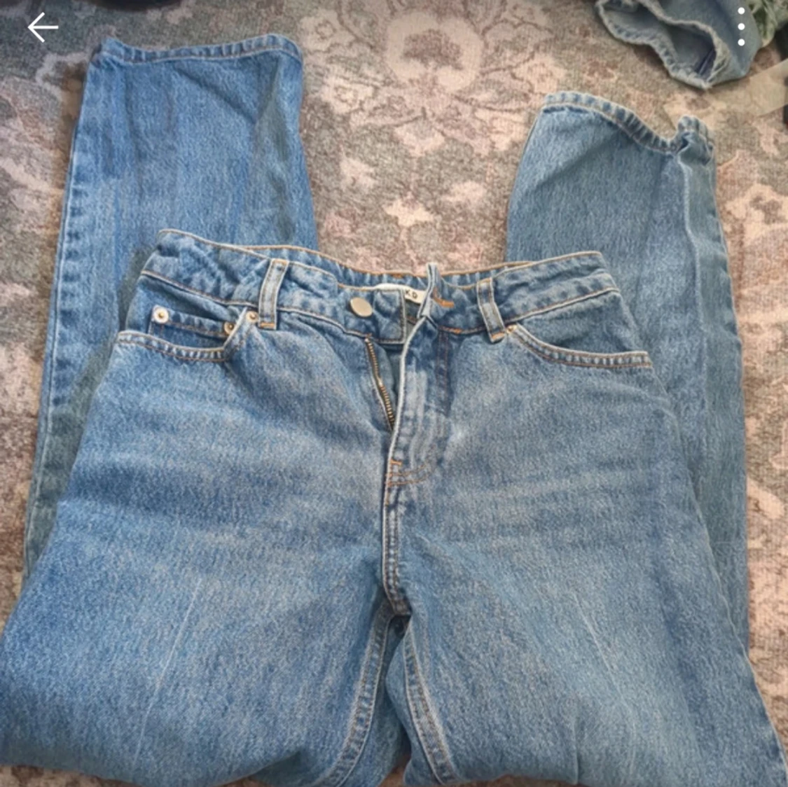 Blå jeans från NA-KD