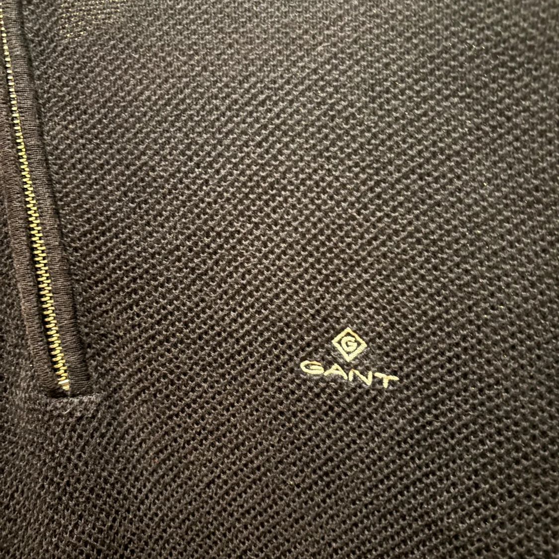 Svart tröja med dragkedja från Gant - 2