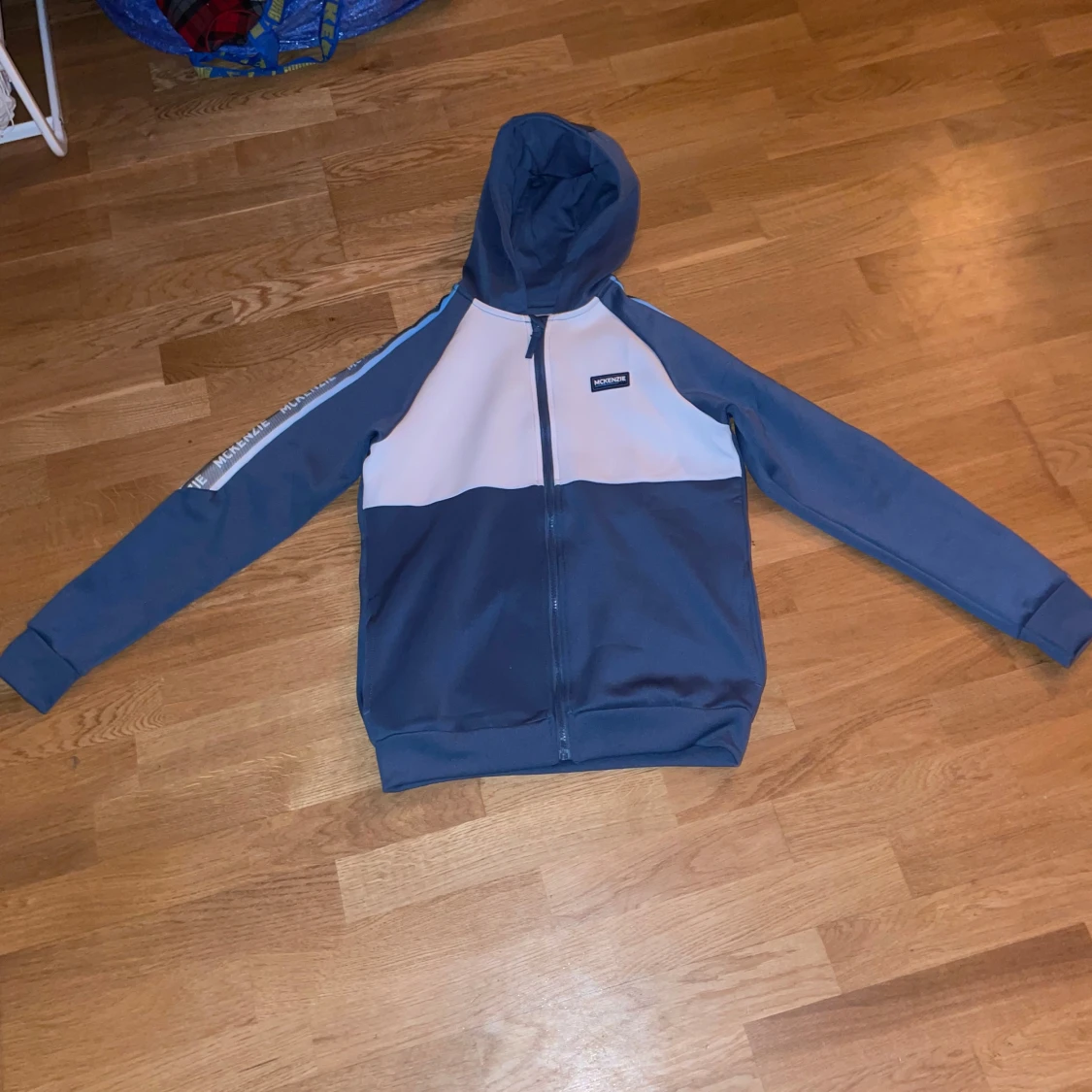 Blå träningsset från McKenzie - 3