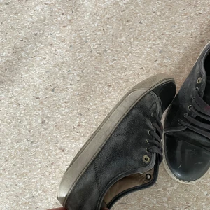 Lanvins - Säljer då jag tröttnat på dom och vill ha något annat