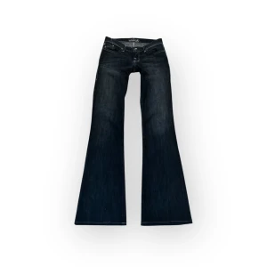 Bootcut jeans - I am selling these bootcut jeans from Rock&Republic in a size 28 which fits an S. Write to me for measurements or other details💞