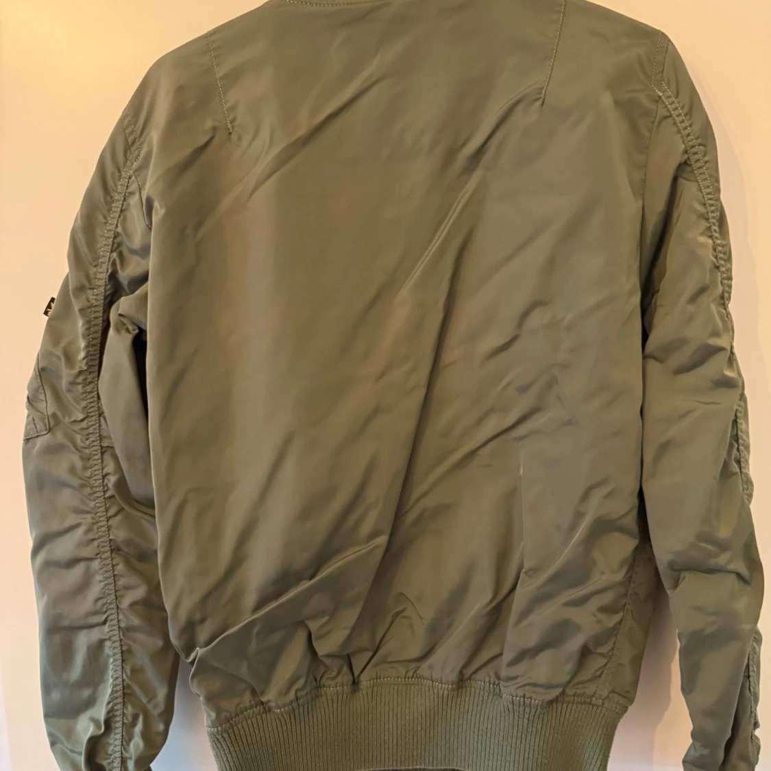 Grön bomberjacka med orange foder - 1