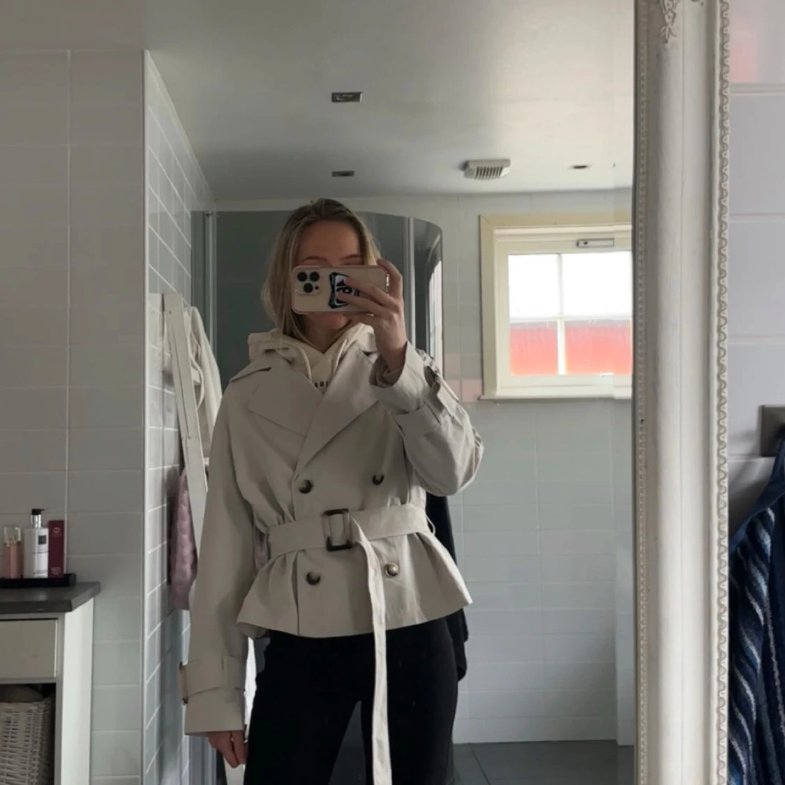 Kort beige trenchcoat  - 1