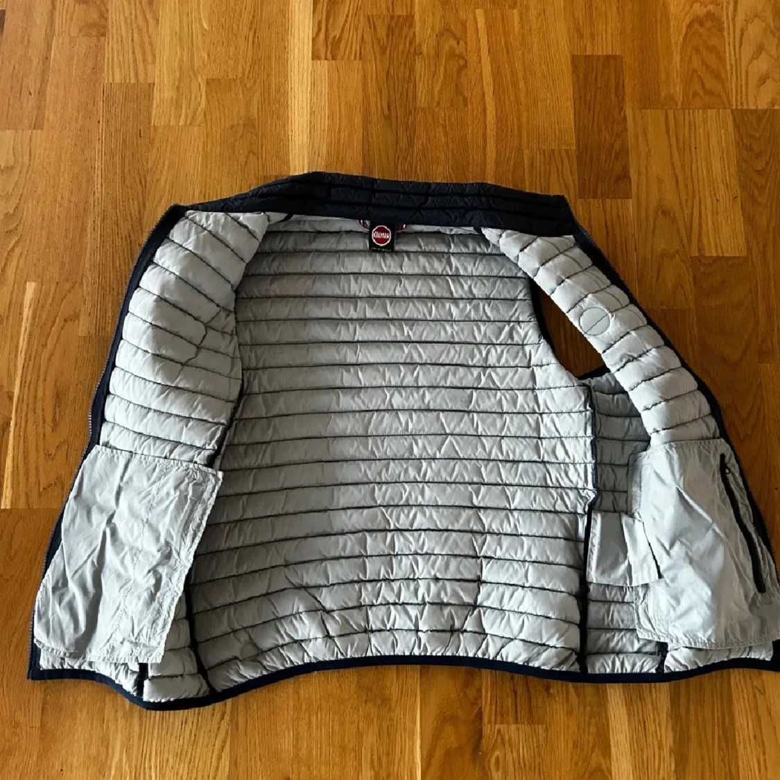 Mörkblå dunväst från Colmar - 1