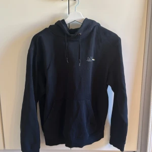 Hov1 merch - Hov1 merch! Säljer nu min älskade hov1 hoddie då den inte används längre. Fint skick. 