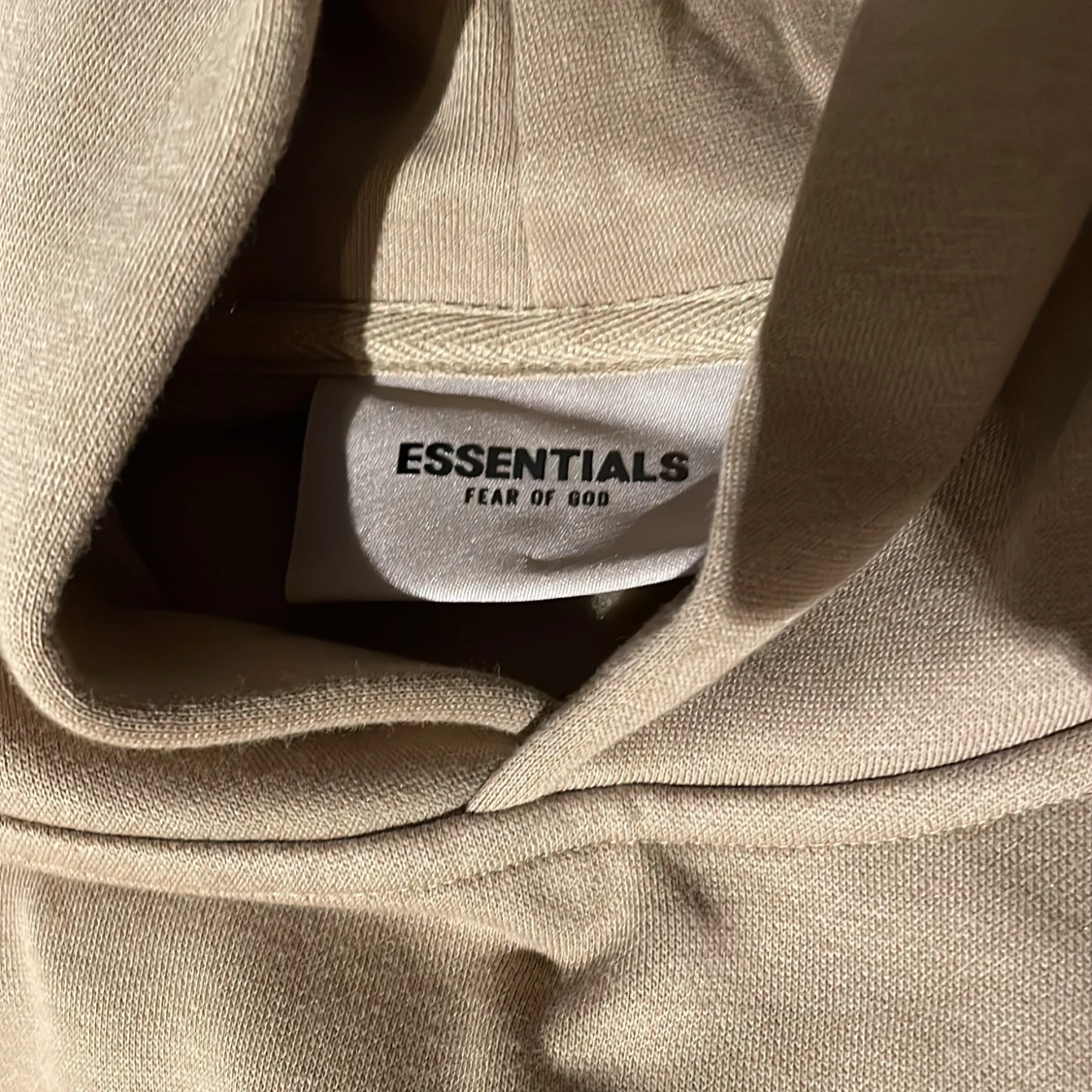 Beige hoodie från Essentials - 3