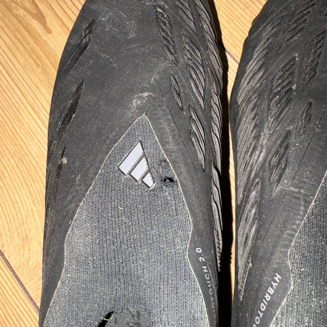 Fotbollsskor från Adidas - 1