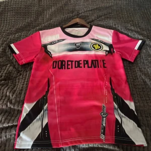 Rosa t-shirt JUL StadeFrance  - TOTO&NINETTA tröja 