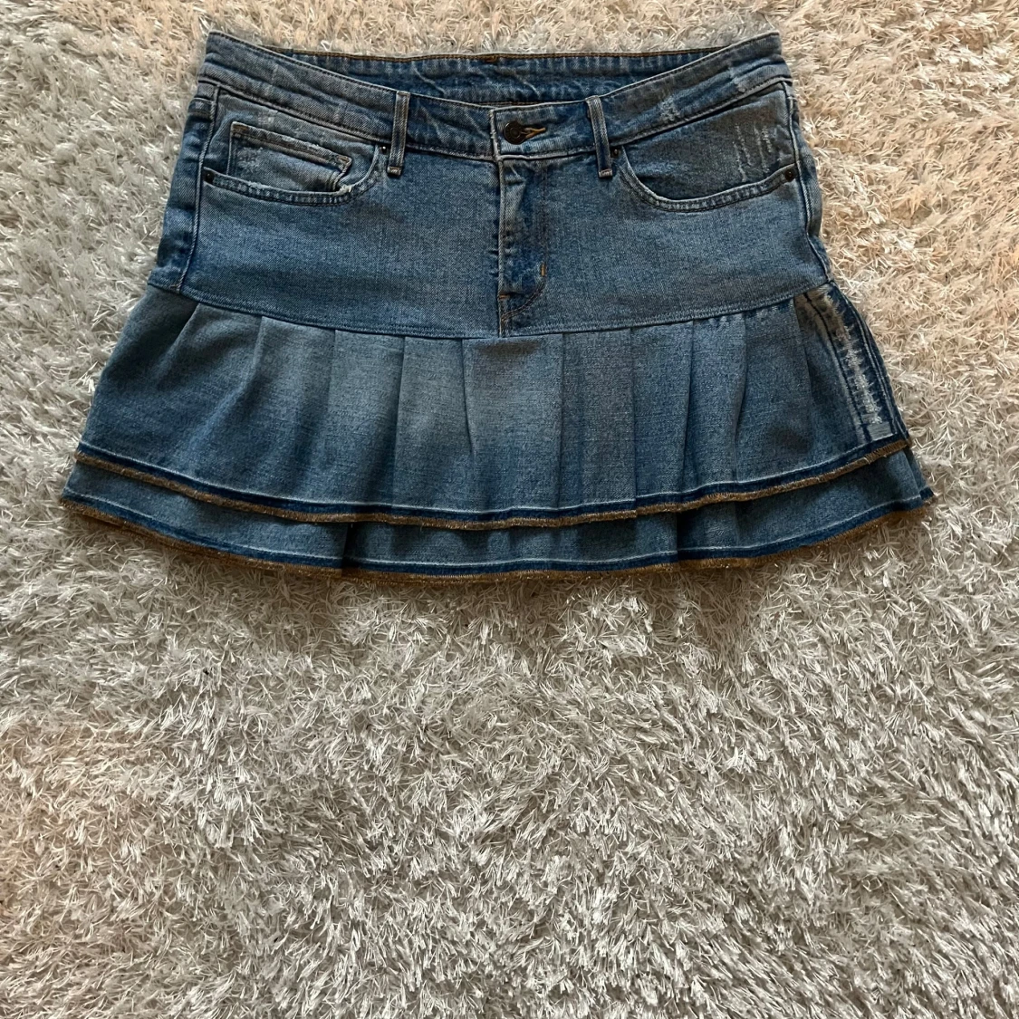 Levi's jeanskjol med volang