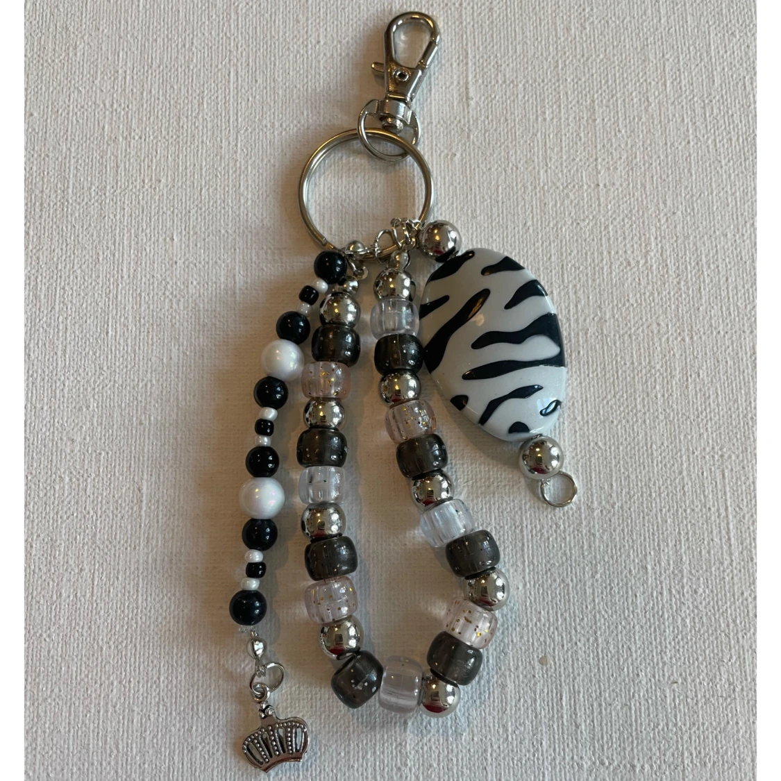 Zebranönstrad bag charm/ nyckelring - 2