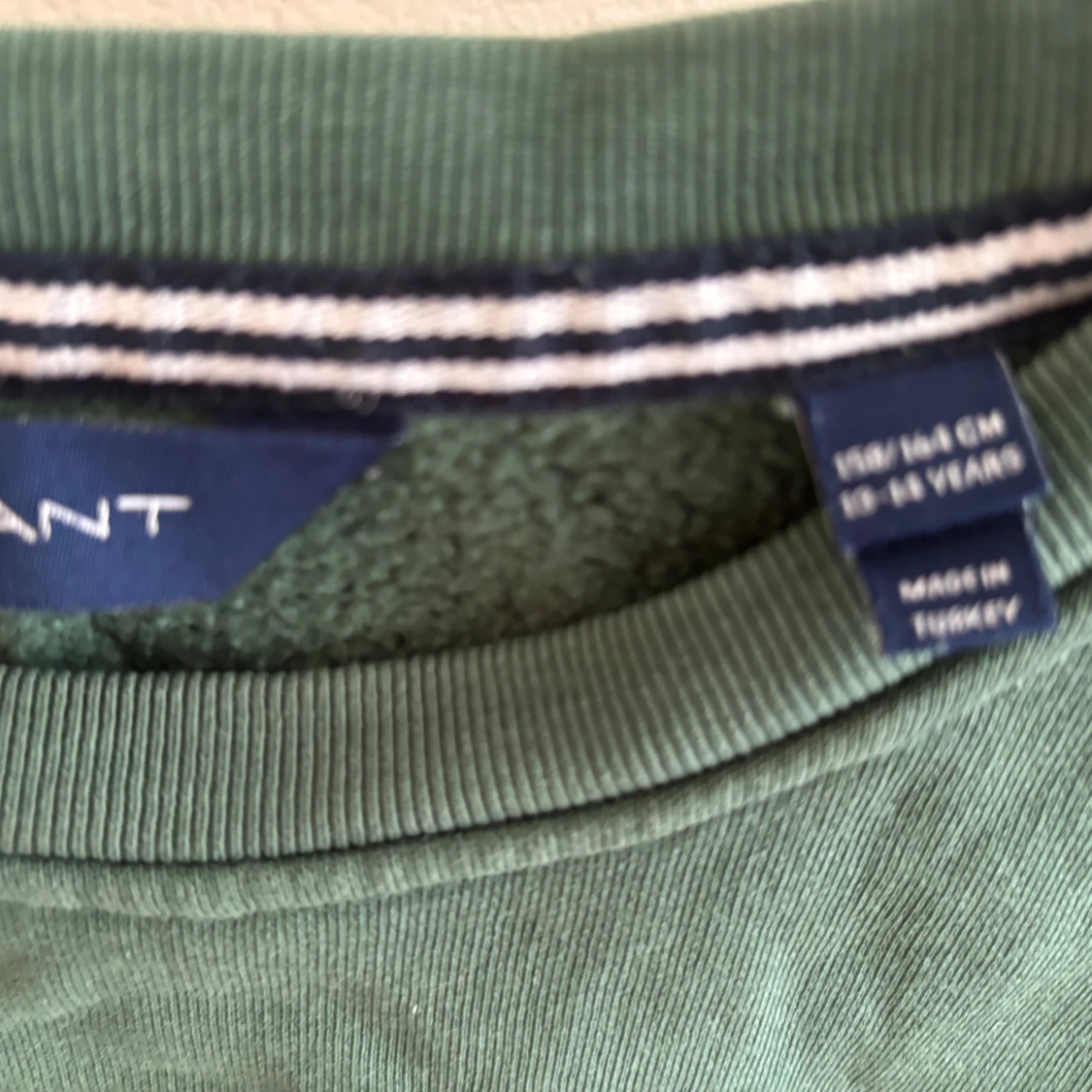 Grön GANT sweatshirt med tryck - 1