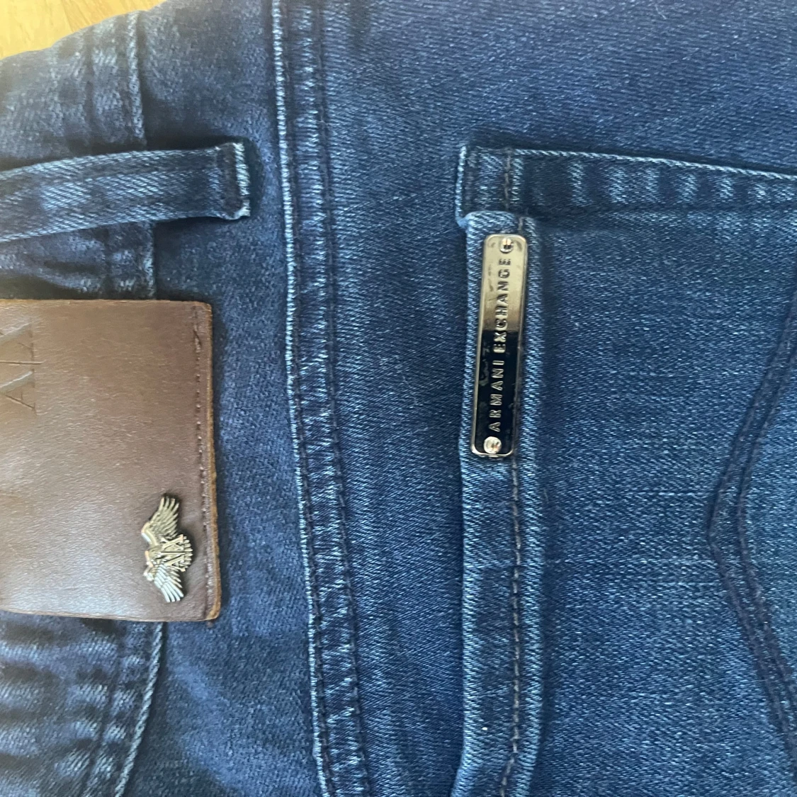 Mörkblå jeans från Armani Exchange - 2