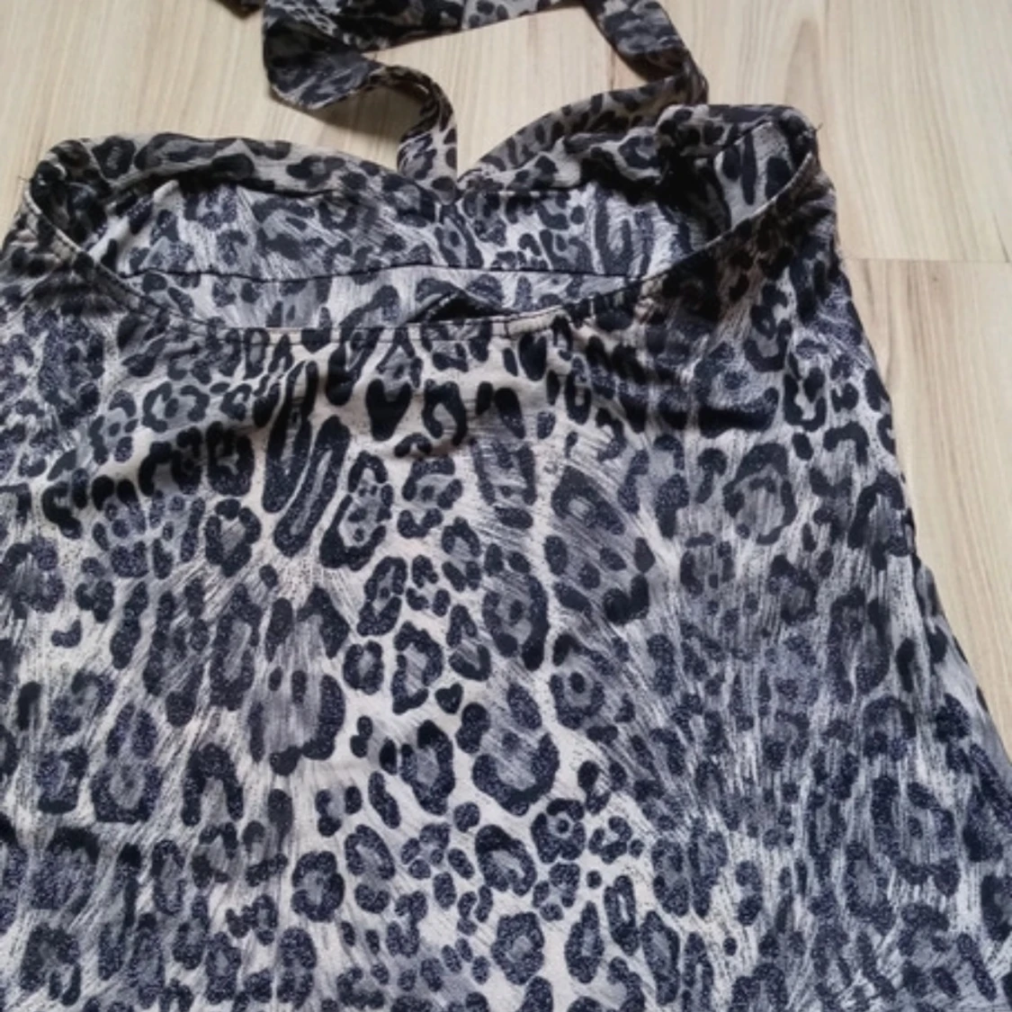 Leopardmönstrad halterneck tubtopp - 1