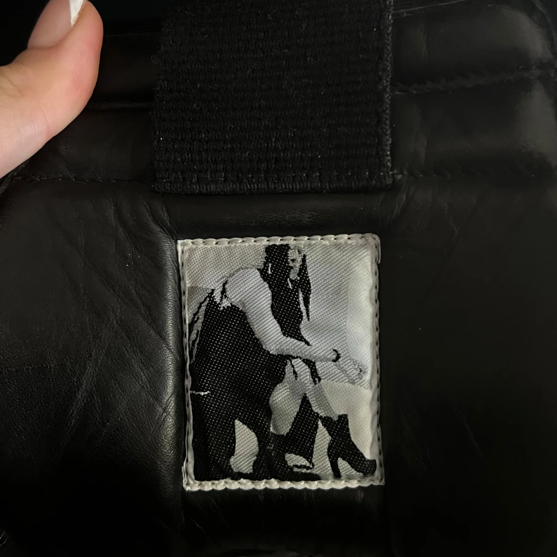 Svarta och vita Rick Owens sneakers - 2