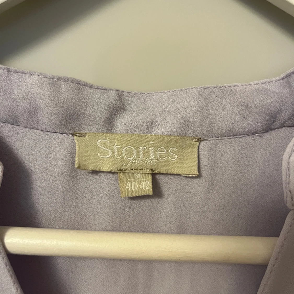 ljus Lila blus stl 40-42 / M  - 3