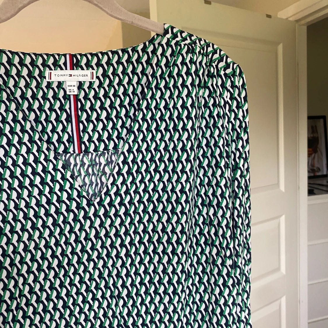 Mönstrad blus från Tommy Hilfiger - 2