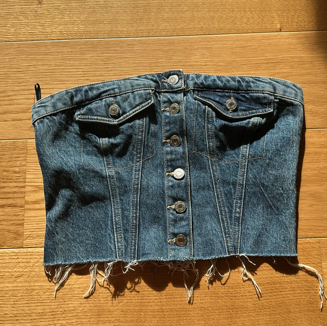 Jeans tubtopp från Zara med knappar