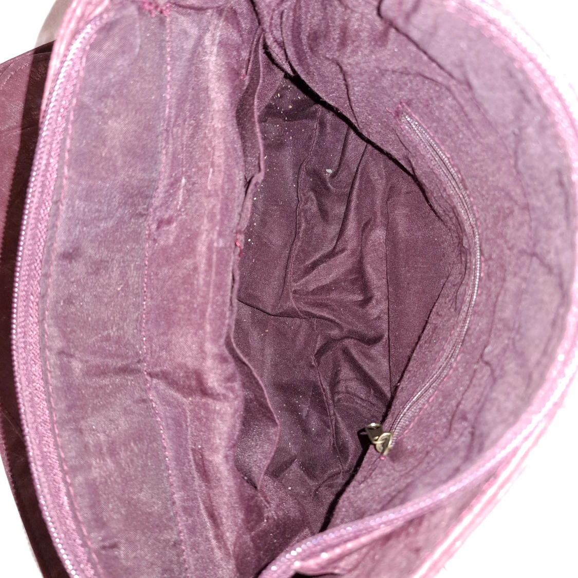 Mörkröd axelväska - 3