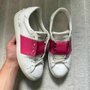 Valentino Open Rosa Tjejskor - Nypris 8000kr! Självklart äkta