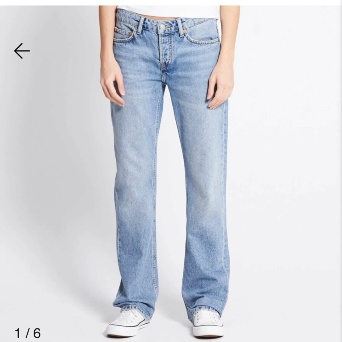 Ljusblå jeans