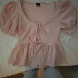 Fin trendig topp - Helt oanvänd utan lapp❣️