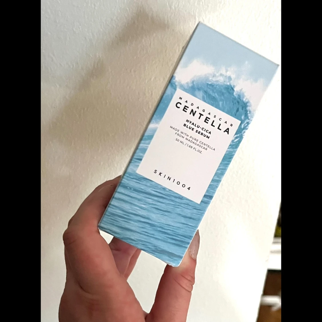 Skin1004 - Hyalu-Cica Blue Serum