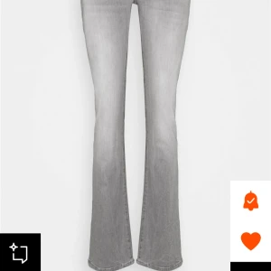 Grå bootcut jeans - Säljer mina snygga populära Lbt jeans. Storlek 30/30❤️❤️ny pris 800kr 