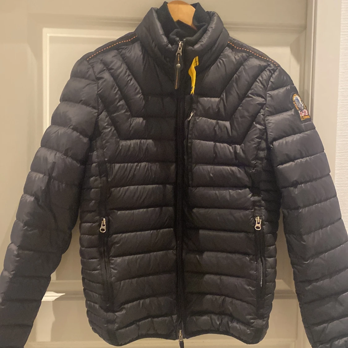 Svart dunjacka Parajumpers L