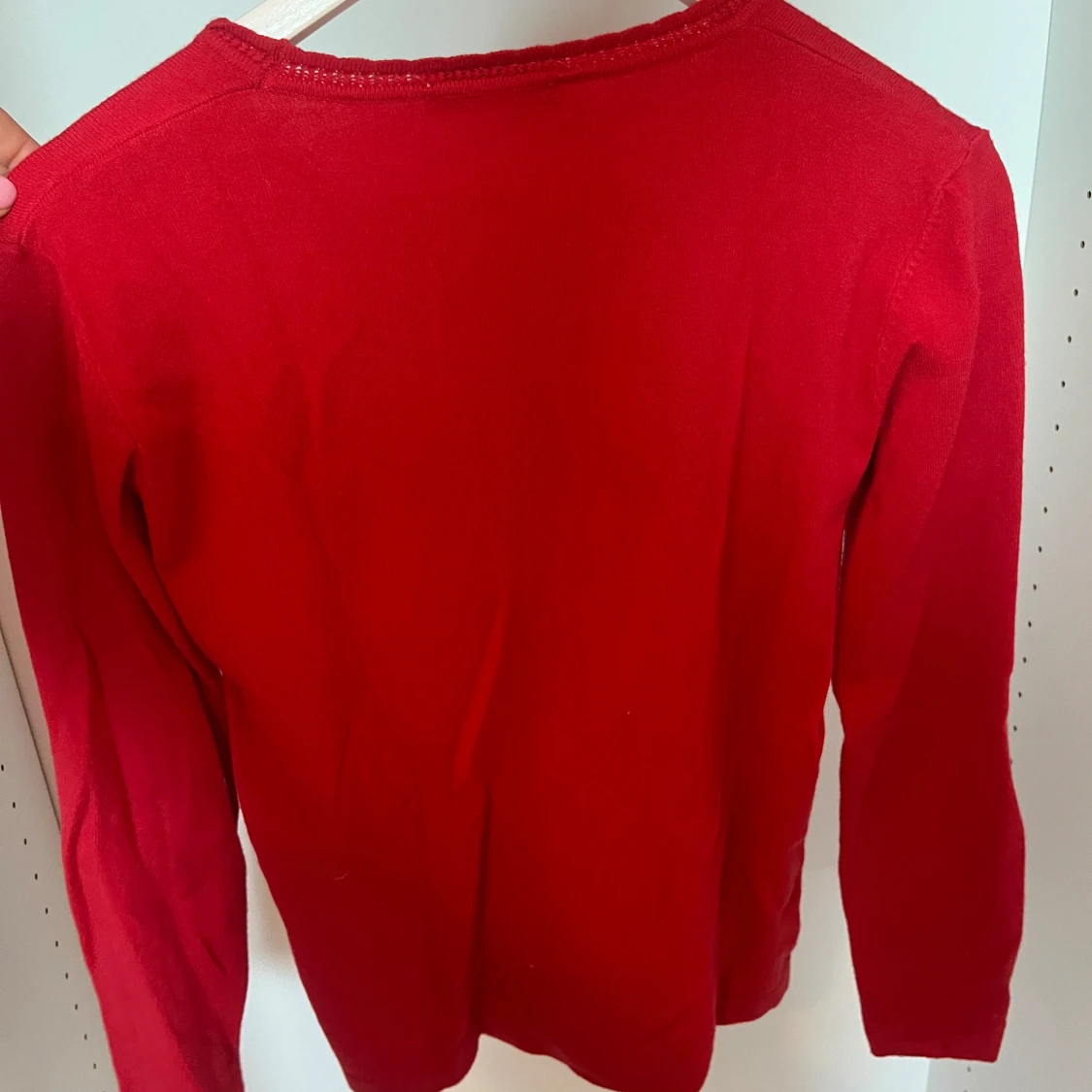 Röd kashmirtröja från Cashmere Company - 1