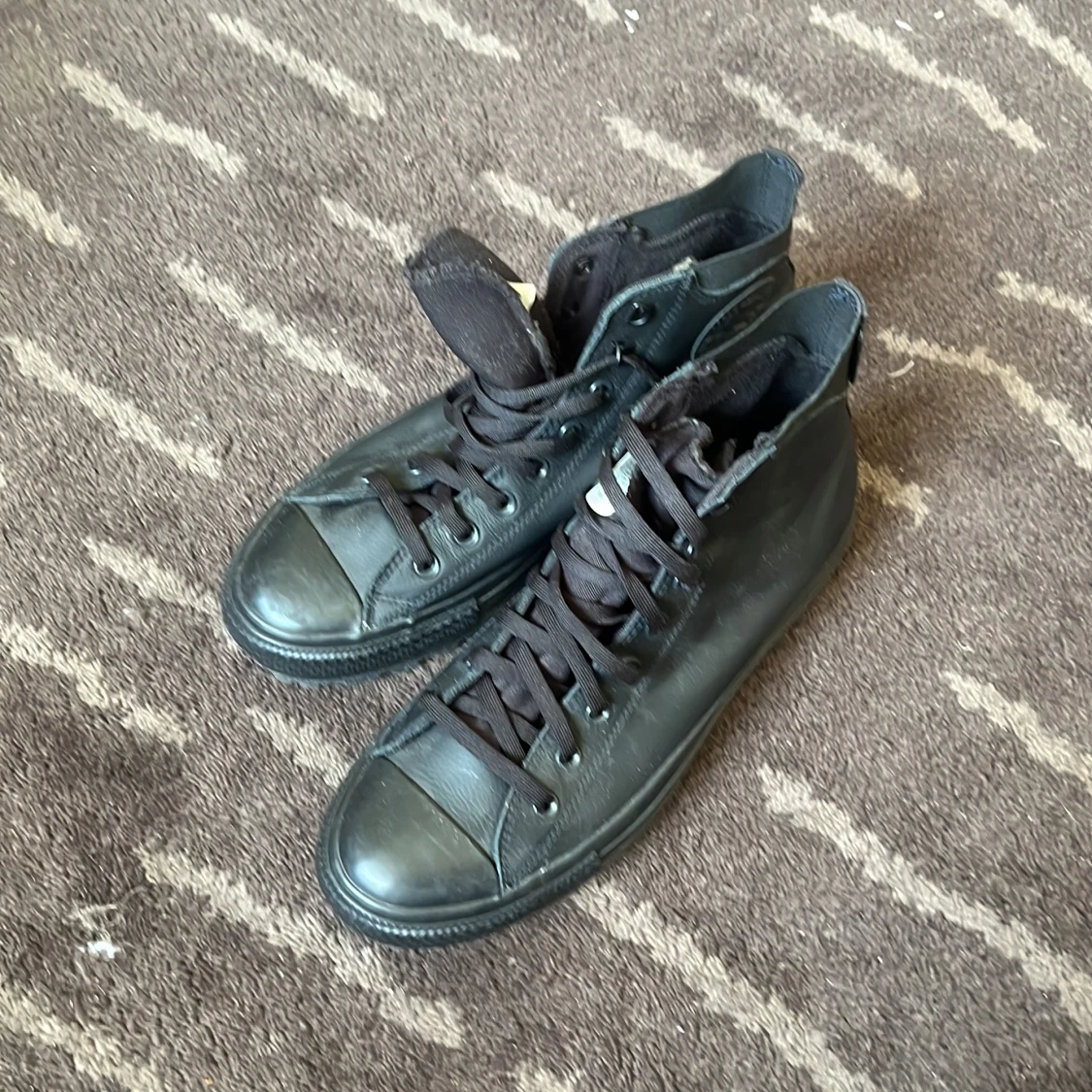 Converse kängor svarta