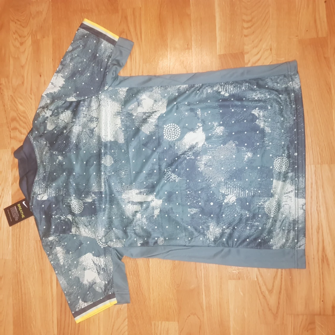 Tottenham 24/25 third  - 4