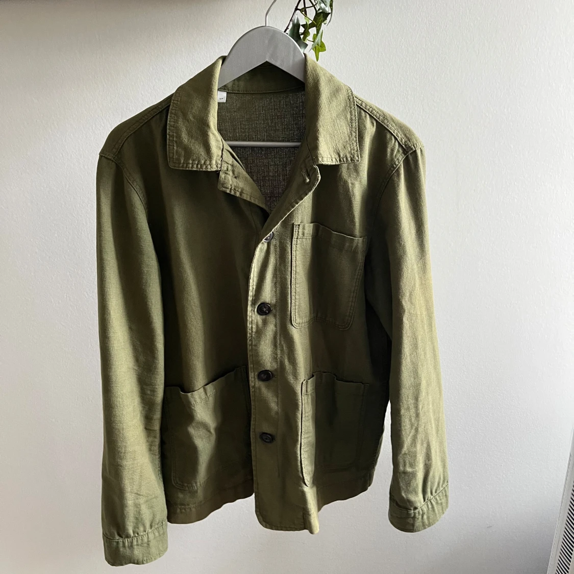 Olivgrön overshirt i storlek S - 2
