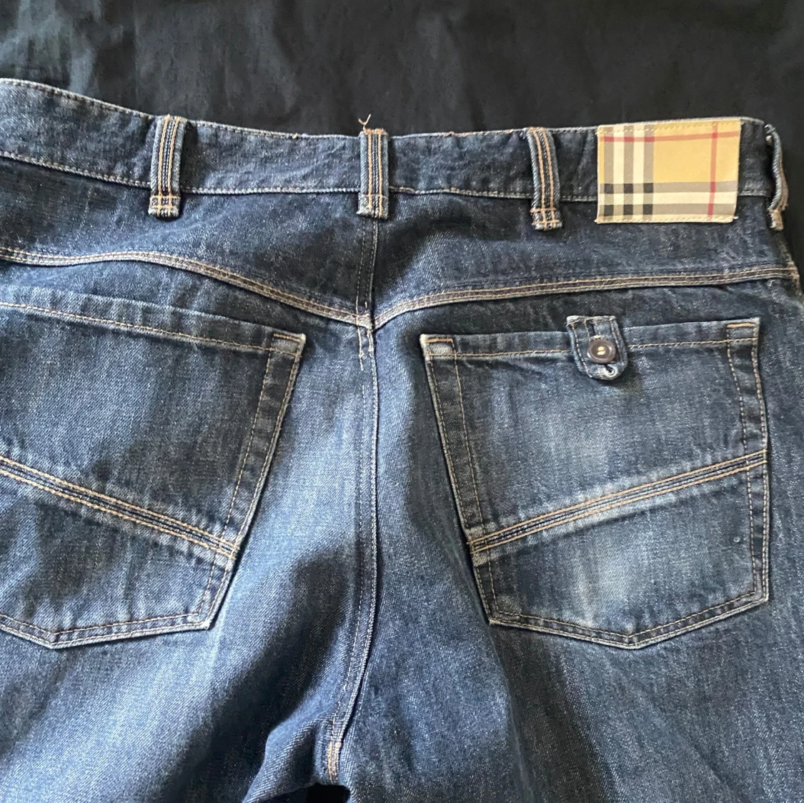 Mörkblå jeansbyxor från Burberry - 3