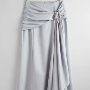 SÖKER - Söker denna kjol från Other stories! 