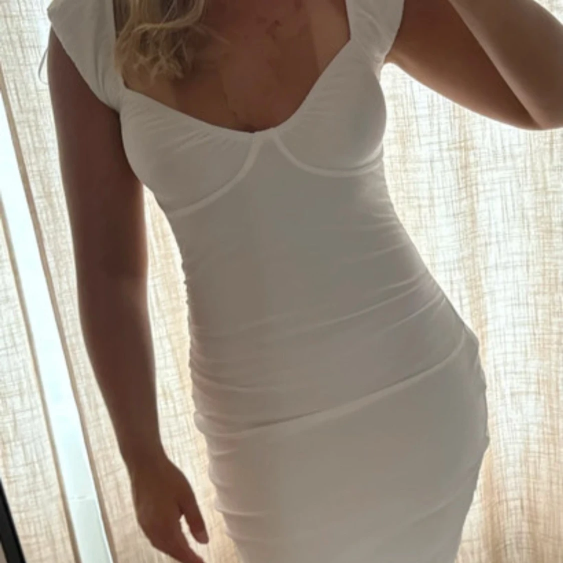 Ny BERSHKA långklänning