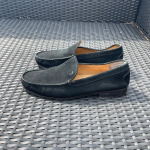 Tod’s Loafers  - Säljer nu dessa Tod’s Loafers som är i uk 9,5 som passar 43 ungefär, skriv för fler bilder/frågor🙌🏼