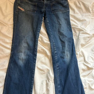 Diesel jeans - Säljer dessa diesel jeans som jag aldrig använt w 28