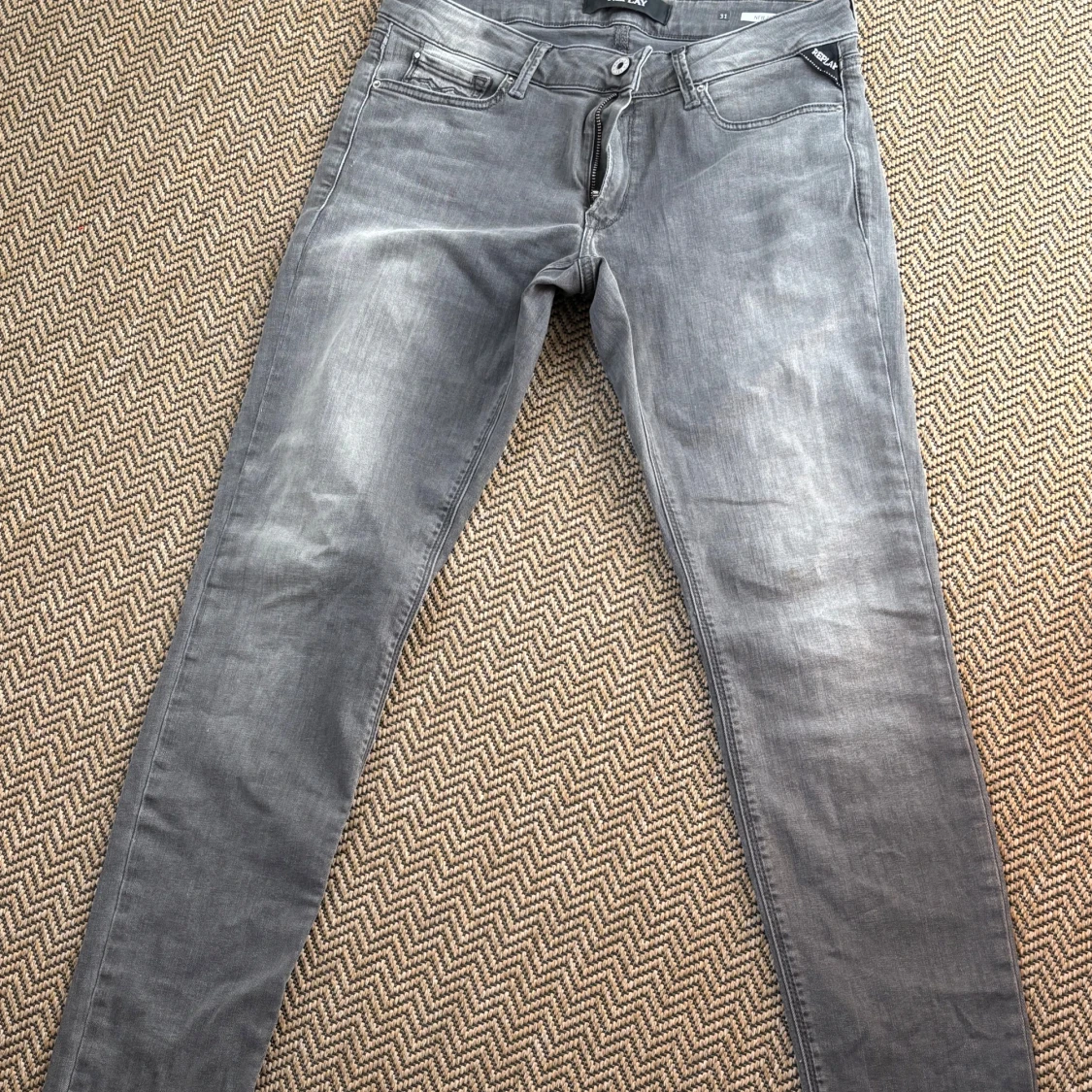 Grå jeans från Replay