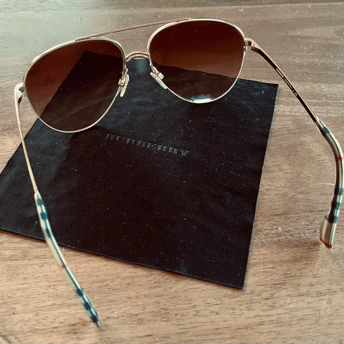 Solglasögon från Burberry - 1