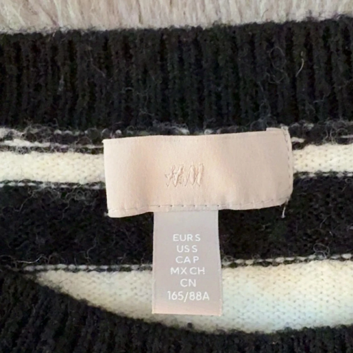 Randig stickad tröja från H&M - 1