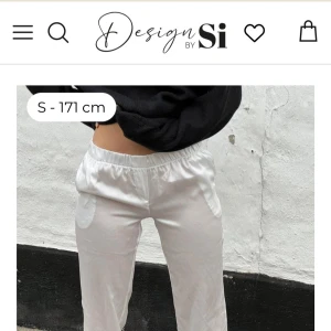 LONA LOW WAIST SATIN PANTS - WHITE - Jätte sköna byxor!! 