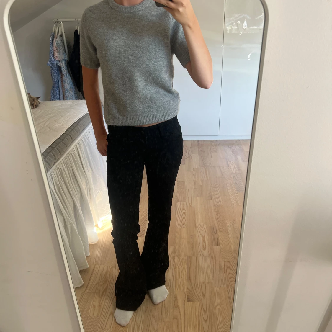 Grå stickad tröja från Zara - 1