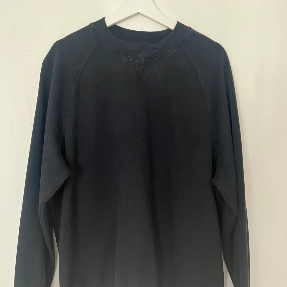 Svart sweatshirt från Vailent