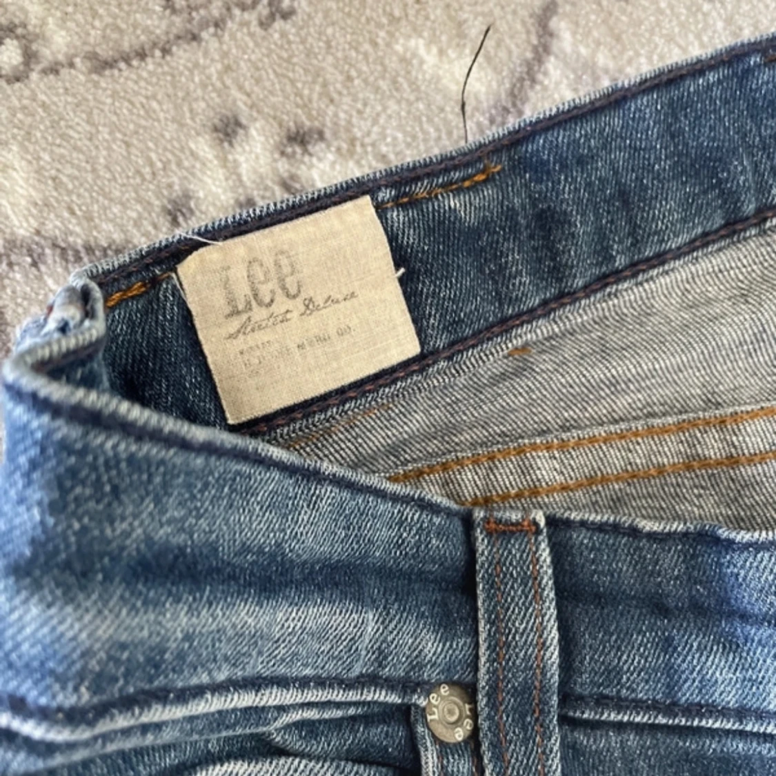 Blå bootcut jeans från Lee - 1