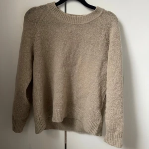 Mohair tröja - Mohair tröja från MSCH Copenhagen. Väldigt sparsamt använd