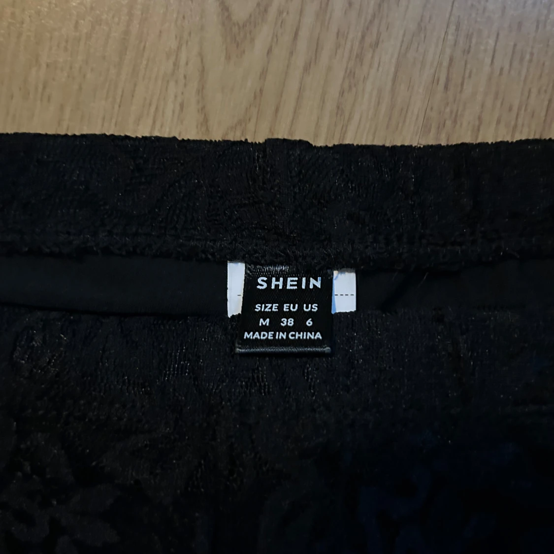 Svarta spetsbyxor från SHEIN - 1