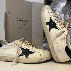 Golden goose - Låda medföljer, 7/10 skick. Pris ej hugget i sten