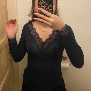 Intimissimi långärmad tröja  - Säljer en intimissmi tröja i mycket bra skick! 